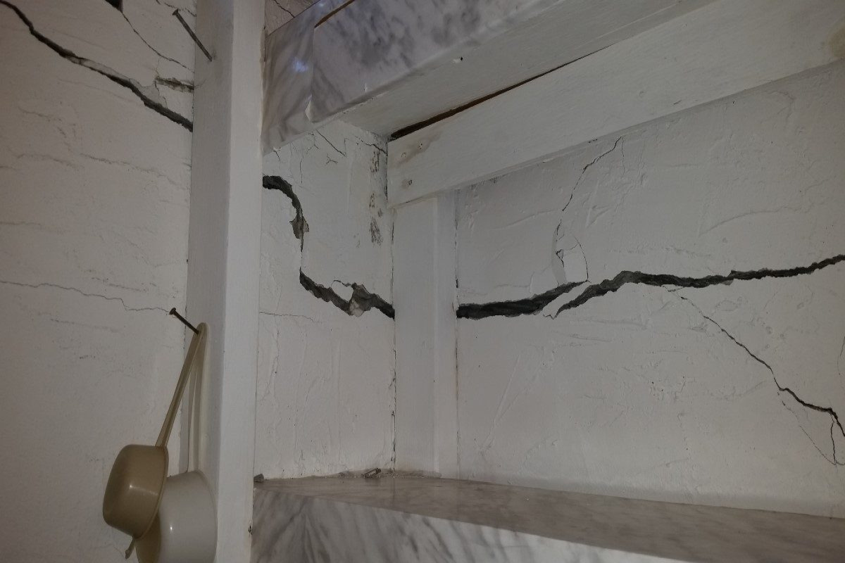 structural cracks in the basement