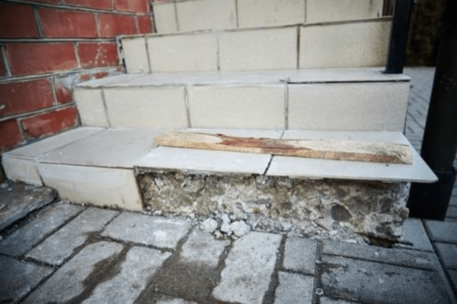 common defects in steps and stairs